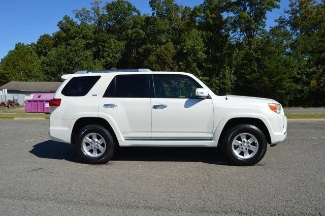 Used 2011 Toyota 4Runner SR5 AWD/4WD image 67