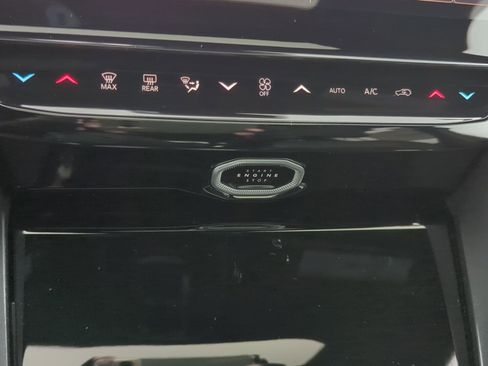 New 2026 Jeep Grand Cherokee Altitude AWD/4WD image 27