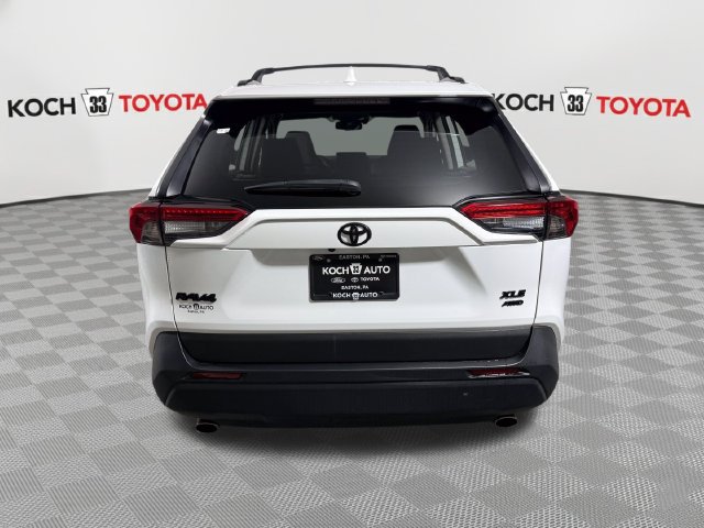 Used 2023 Toyota RAV4 XLE w/ Convenience Package AWD/4WD image 7