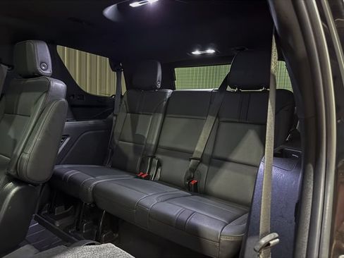 Used 2021 Chevrolet Tahoe RST w/ Luxury Package AWD/4WD image 25