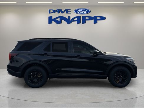 New 2026 Ford Explorer Tremor w/ Tremor Ultimate Package AWD/4WD image 8