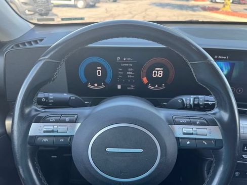 Used 2025 Hyundai Kona SEL FWD image 22