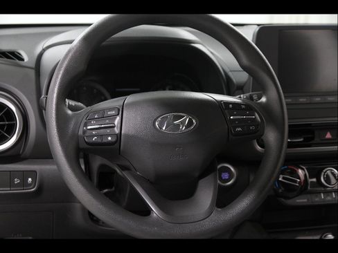 Certified 2023 Hyundai Kona SEL AWD/4WD image 7