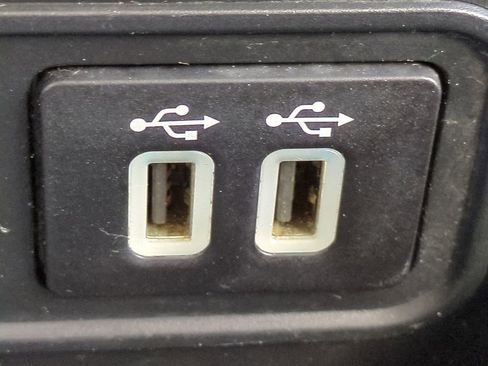 Used 2021 Ford EcoSport SE w/ SE Convenience Package image 22