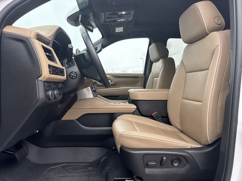 Used 2023 Chevrolet Tahoe Premier w/ Max Trailering Package image 16