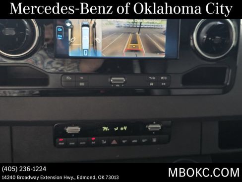 Used 2025 Mercedes-Benz Sprinter 2500 image 15