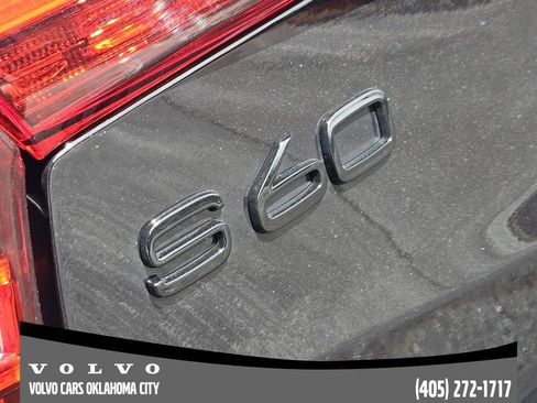 Certified 2024 Volvo S60 B5 Plus w/ Climate Package image 10