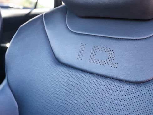 Used 2023 Volkswagen ID.4 S RWD image 25
