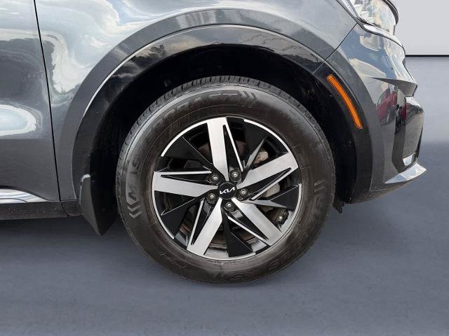 Used 2023 Kia Sorento S FWD image 9