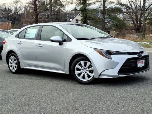 New 2026 Toyota Corolla LE image 2