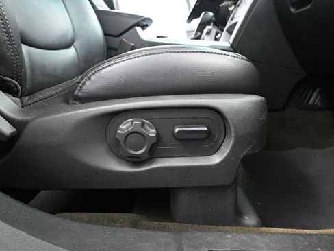 Used 2013 Ford Explorer XLT image 50