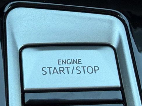 New 2026 Volkswagen Atlas SE image 24