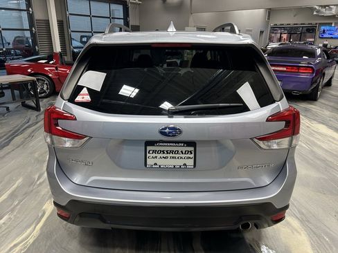 Used 2019 Subaru Forester Limited image 31