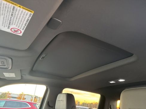 Used 2022 GMC Sierra 2500 Denali w/ Denali Ultimate Package image 14