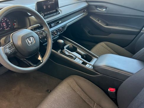 Used 2023 Honda Accord EX image 11