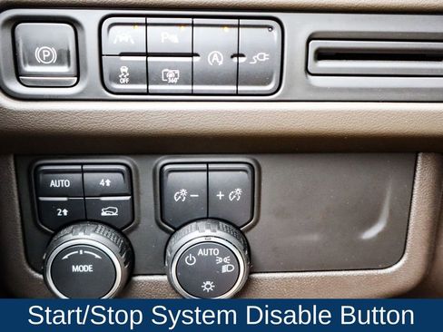 Used 2022 Chevrolet Tahoe LT w/ LT Signature Plus Package image 24