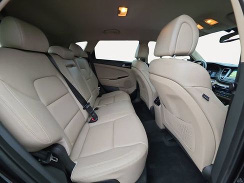 Used 2017 Hyundai Tucson Limited w/ Cargo Package AWD/4WD image 14
