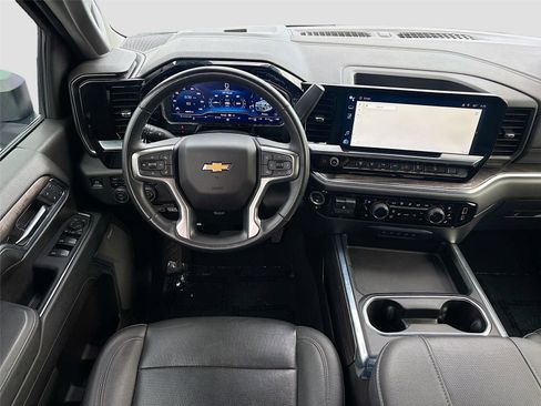 Used 2024 Chevrolet Silverado 2500 LTZ w/ LTZ Plus Package image 26