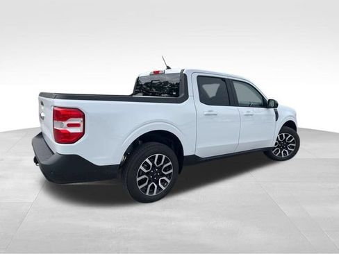 Used 2024 Ford Maverick Lariat FWD image 7