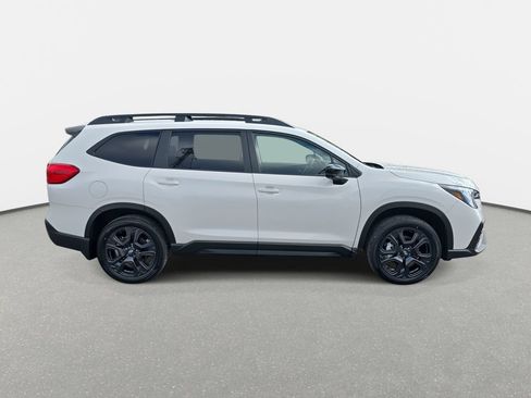 Certified 2025 Subaru Ascent Bronze Edition AWD/4WD image 4