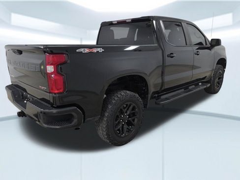 Used 2023 Chevrolet Silverado 1500 RST AWD/4WD image 2