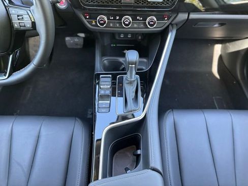 Used 2025 Acura ADX AWD image 27