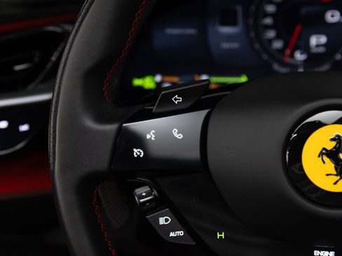 Certified 2022 Ferrari SF90 Spider image 86