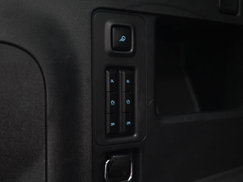 Used 2025 Ford Expedition Max Platinum image 22