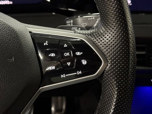 Used 2022 Volkswagen GTI S image 17