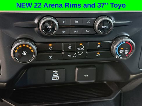 Used 2024 Ford F450 XLT AWD/4WD image 25
