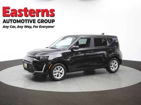 Used 2025 Kia Soul LX w/ LX Technology Package FWD image 55