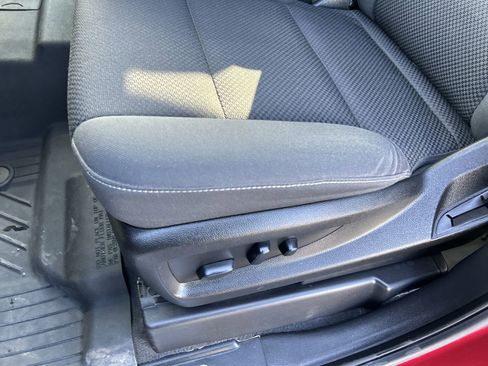 Used 2018 Chevrolet Silverado 1500 LT w/ All Star Edition image 24