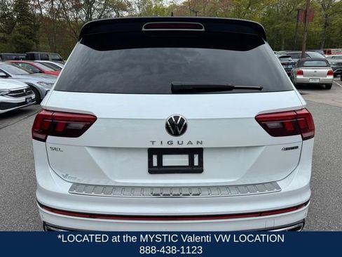 Certified 2024 Volkswagen Tiguan SEL R-Line AWD/4WD image 7