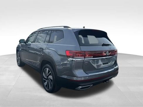 Certified 2024 Volkswagen Atlas SE w/ Panoramic Sunroof Package image 7