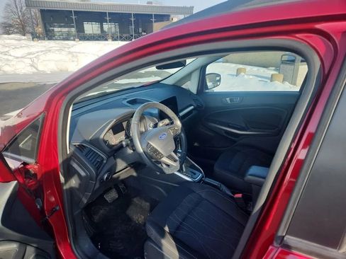 Used 2020 Ford EcoSport SE image 2