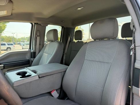 Used 2020 Ford F150 XLT w/ Trailer Tow Package RWD image 14
