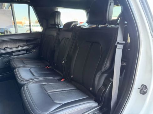 Used 2021 Ford Expedition Limited AWD/4WD image 16