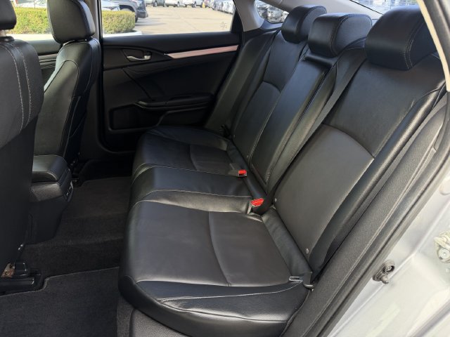 Used 2017 Honda Civic Touring image 26