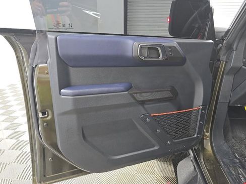 Used 2025 Ford Bronco Raptor AWD/4WD image 9
