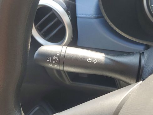 New 2025 Nissan Versa SV w/ Trunk Package image 14