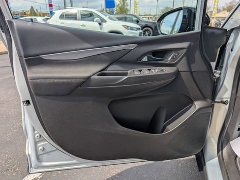Used 2023 Chevrolet Bolt LT w/ Driver Confidence Package FWD image 9