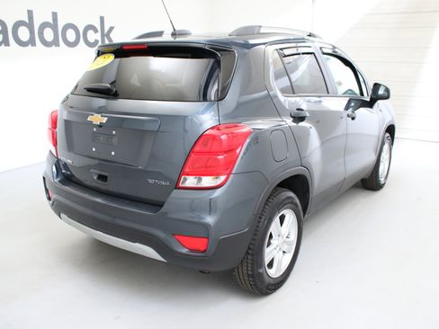Used 2021 Chevrolet Trax LT w/ Driver Confidence Package AWD/4WD image 8