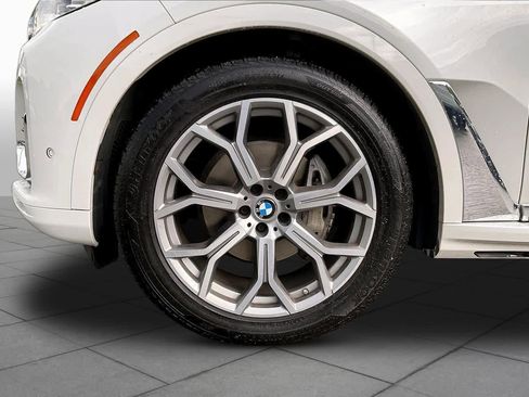 Used 2020 BMW X7 xDrive40i w/ Executive Package AWD/4WD image 10