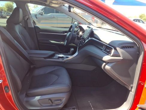 Used 2023 Toyota Camry XLE w/ Navigation Package image 11