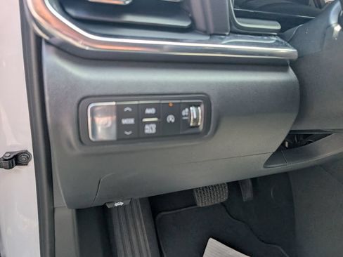 Used 2026 GMC Terrain Elevation AWD/4WD image 16