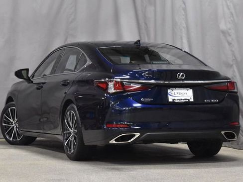 Used 2024 Lexus ES 350 w/ Premium Package image 7