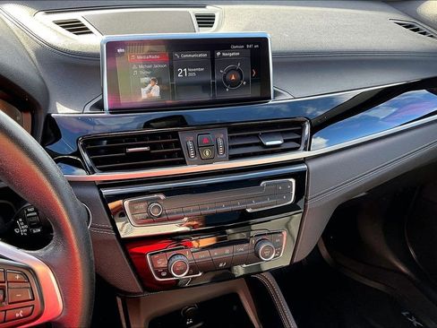 Used 2022 BMW X1 xDrive28i w/ Convenience Package image 9