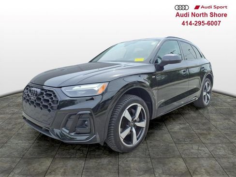 Used 2023 Audi Q5 2.0T Premium Plus w/ Premium Plus Package AWD/4WD image 5