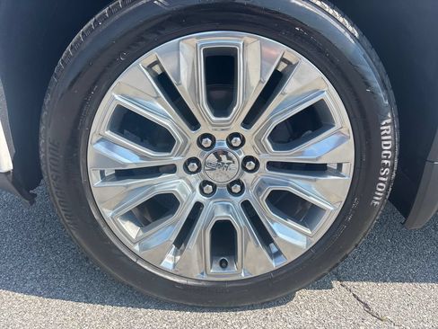 Used 2020 GMC Sierra 1500 Denali w/ Denali Ultimate Package AWD/4WD image 32