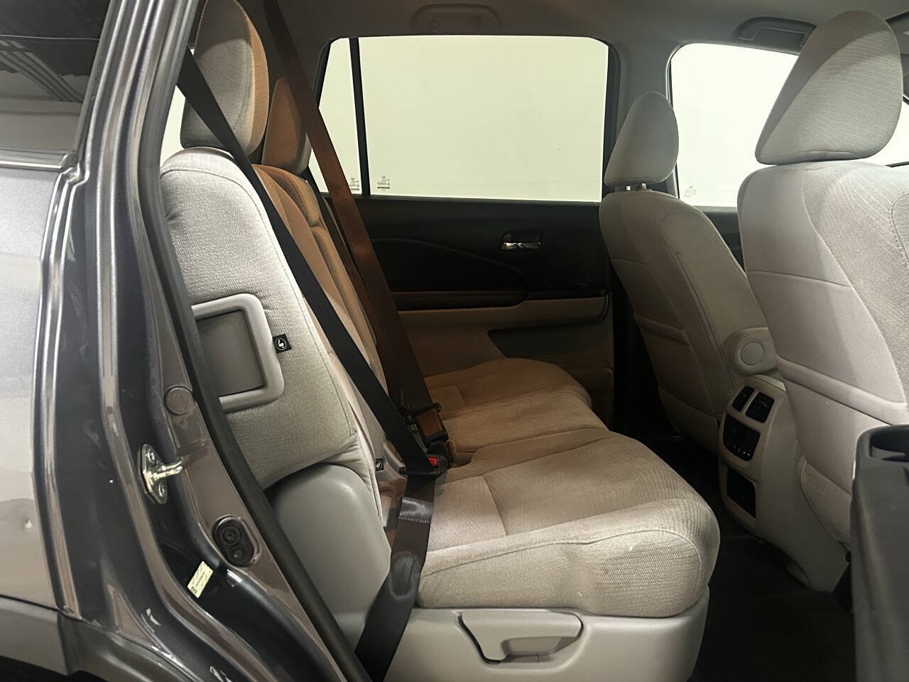 Used 2016 Honda Pilot EX image 28